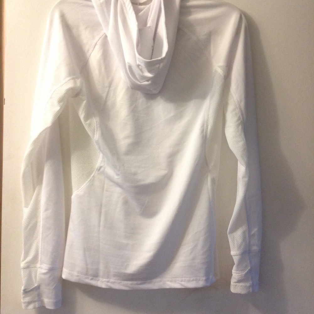 Fabletics Alicia Performance Pullover